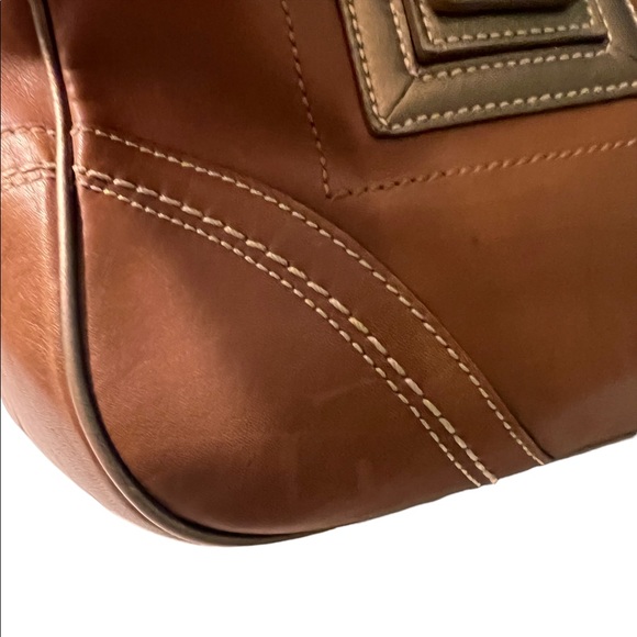 Coach Leather Purse - Picture 9 of 12